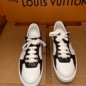 Louis Vuitton Time Out Sneakers